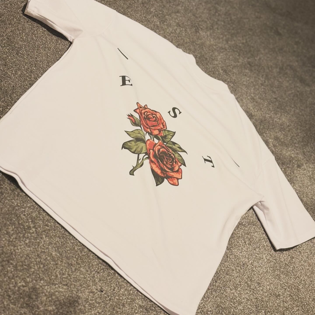 Rose - Oversized White T-Shirt